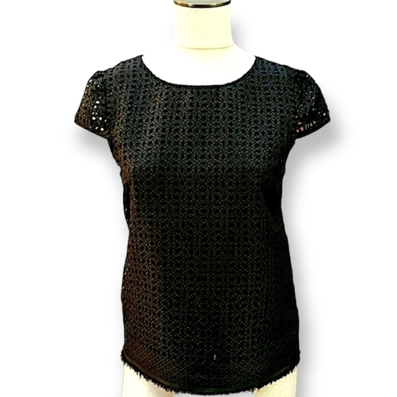 Max Studio black laser cut lace overlay top Size Small Fringe Hem Cap Sleeves - Picture 14 of 14